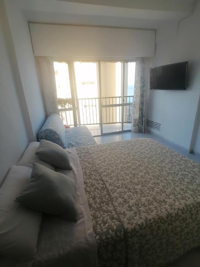 Lovely Apartment In Front Of The Beach. 丰希罗拉 外观 照片
