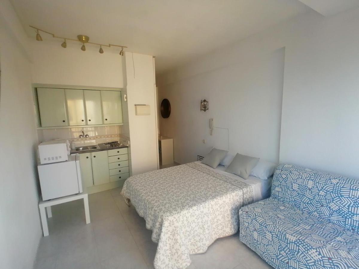Lovely Apartment In Front Of The Beach. 丰希罗拉 外观 照片